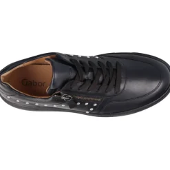Sneakers*Gabor Ayana