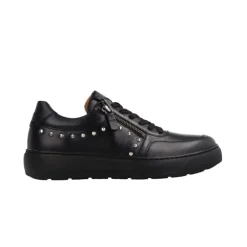 Sneakers*Gabor Ayana