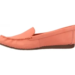 Mocassins*Clarks Freckle Walk Peach Nubuck