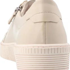 Sneakers*Gabor Sam